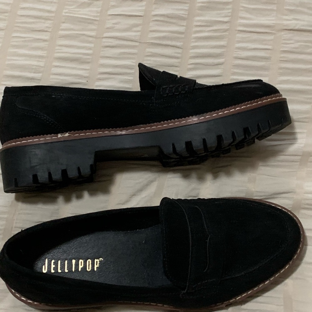 Jellypop Women's Black Suede Loafers